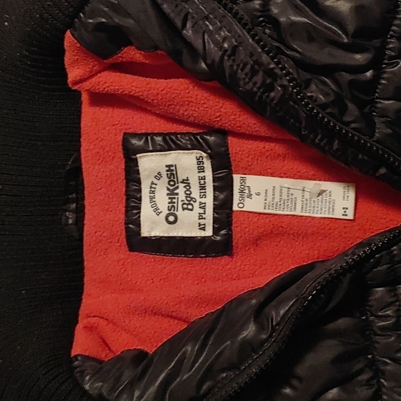 3/$25 OSHKOSH Girl black autumn winter vest, size child 6 - Picture 6 of 11